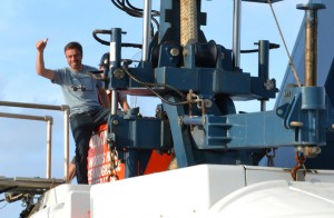 Jeremy Rich emerges from Alvin after his first dive in the sub. (courtesy Juliana Leonard)
