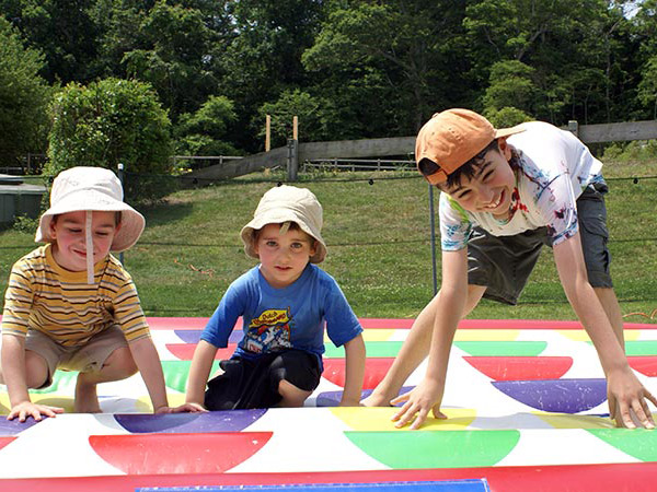 graphics-FC-Picnic-DSC00892 graphics-FC-Picnic-DSC00892